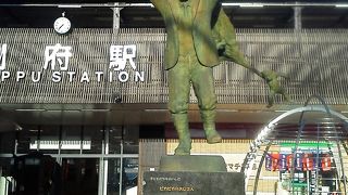 立像を見た当人はなんと云ってるのですかネ(^^)