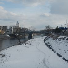 開運橋から見る北上川