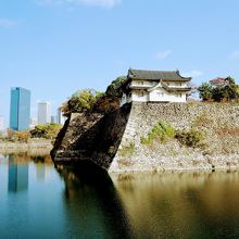 大阪城ビジネスパークが写り込むのが残念です