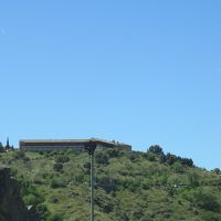 丘の上のホテル