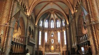 内部は例えようもなく美しかった。