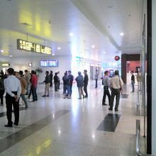 写真の右側がA1出口