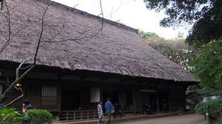 三渓園の建物の中ではちょっと異質。