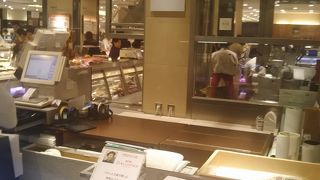 パンやカレー、シチューなどがかえます