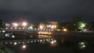 夜の元安橋