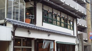 大阪発祥の手ぬぐい店です