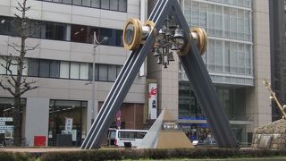 美しく響く音をきくことができます