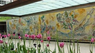 オフィス街の憩いの空間