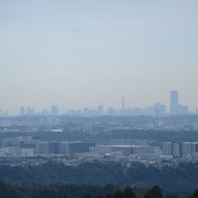 天端の展望台からは横浜の街が良く見えます