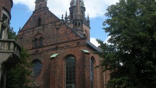 １７００年代前半に建てられた歴史のある教会