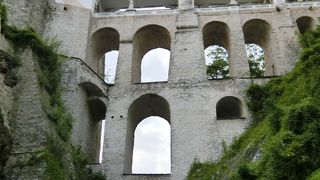 城の橋、ここは絶景ポイント。