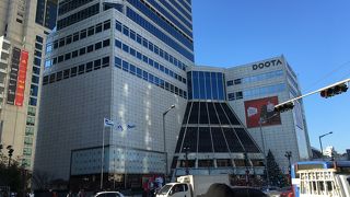 洋服のデパート