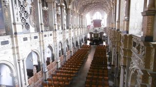 フレデリクスボー城の中にある教会が特に見どころ