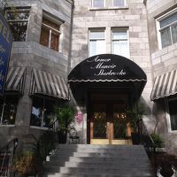 フランス風のしゃれたプチホテル