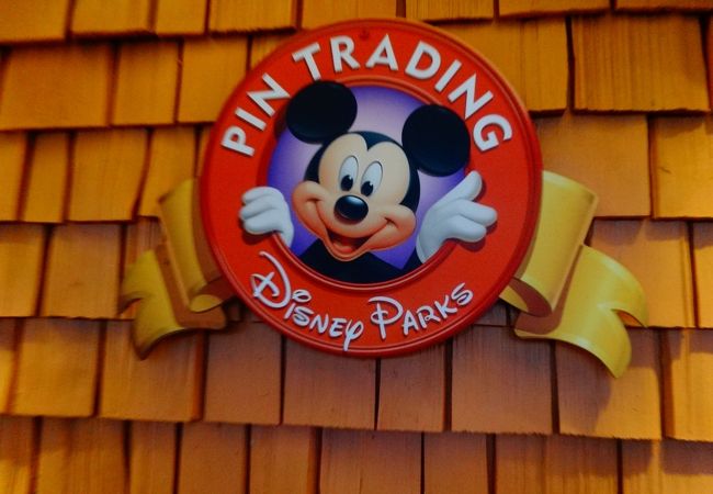 ディズニーズ ピン トレーダーズ クチコミ アクセス 営業時間 オーランド フォートラベル