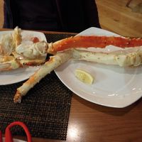 夕食のバイキング　事痔はタラバガニが出ました