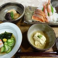 刺身、煮物など