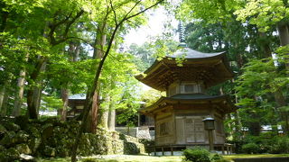 経文などを納めた塔です！