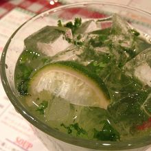 パクチーモヒート