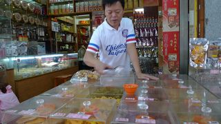 ネットで評判がよかった百勝堂と元信の２軒に行ってみた。