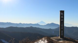 飯盛山と書いて、「めしもりやま」と読みます。眺めが最高です。