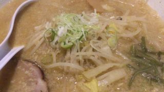 ボリュームのある味噌ラーメンがうりです