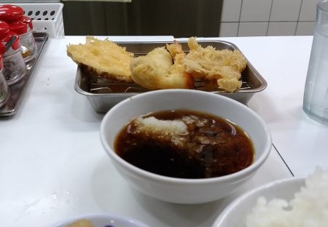 いかの塩辛など食べ放題