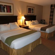 Holiday Inn Express & Suites Huntsville