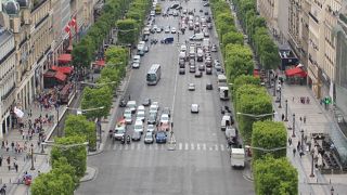 歩くだけでも楽しいストリート