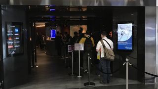 朝方は受付が非常に混雑