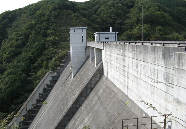 三室川ダム