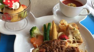 お洒落なコース料理を