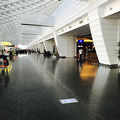 ターミナル１は新しくて綺麗！地下のフードコートも充実！