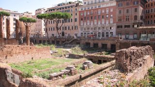 トラヤヌス帝のフォロです