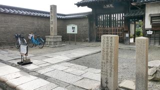 ボランティアの人が良く説明してくれた　境内一切写真禁止はいただけない