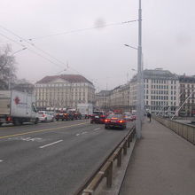 駅方向を振り返るとこんな感じです