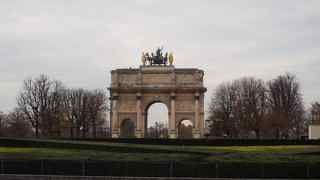 小さい凱旋門があります