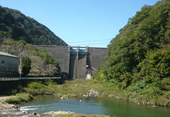 河本ダム