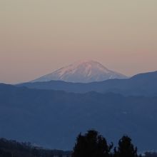 トンネルを抜けてR361を伊那市内へ帰る途中で、富士山の夕焼