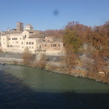 島の東側の景観