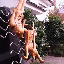 黄桜CMでおなじみ河童の銅像などもあります