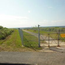 南側にある誘導灯