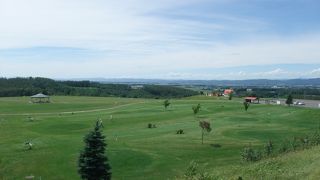 高台にある、景色の良い静かな公園