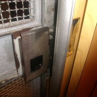 クラシカルなエレベーターも一つの見所と言えるでしょう（笑）