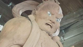 ここの仁王さんはアニメぽくってかわいい