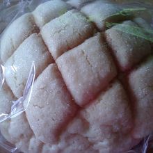 ひとつ税込で160円、一番人気ということです。