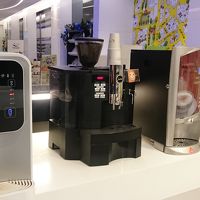 ロビーのフリードリンク