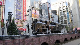 サンタが乗ってま