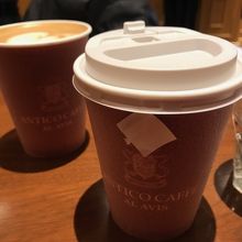 カフェオレと紅茶