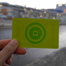 空港のキヨスクで購入。トラム、市バス、地下鉄共通。